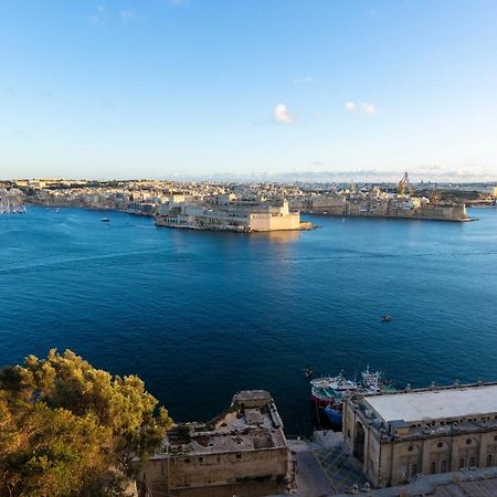 Valletta Large 3 Bedroom Luaran gambar