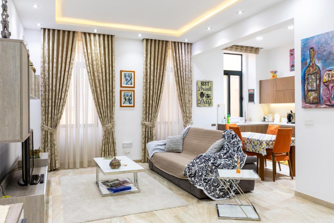 Valletta Large 3 Bedroom Luaran gambar