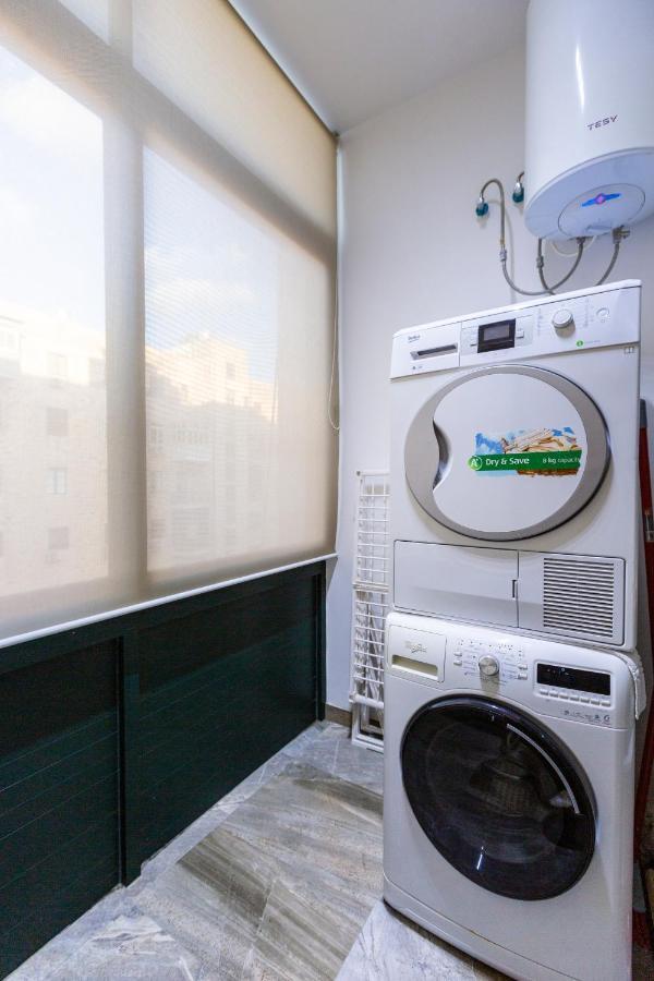 Valletta Large 3 Bedroom Luaran gambar