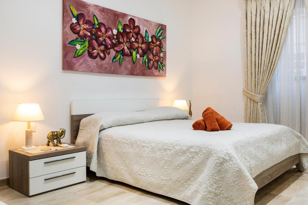 Valletta Large 3 Bedroom Luaran gambar