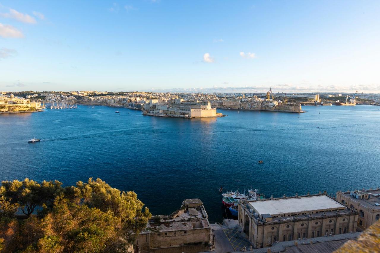 Valletta Large 3 Bedroom Luaran gambar