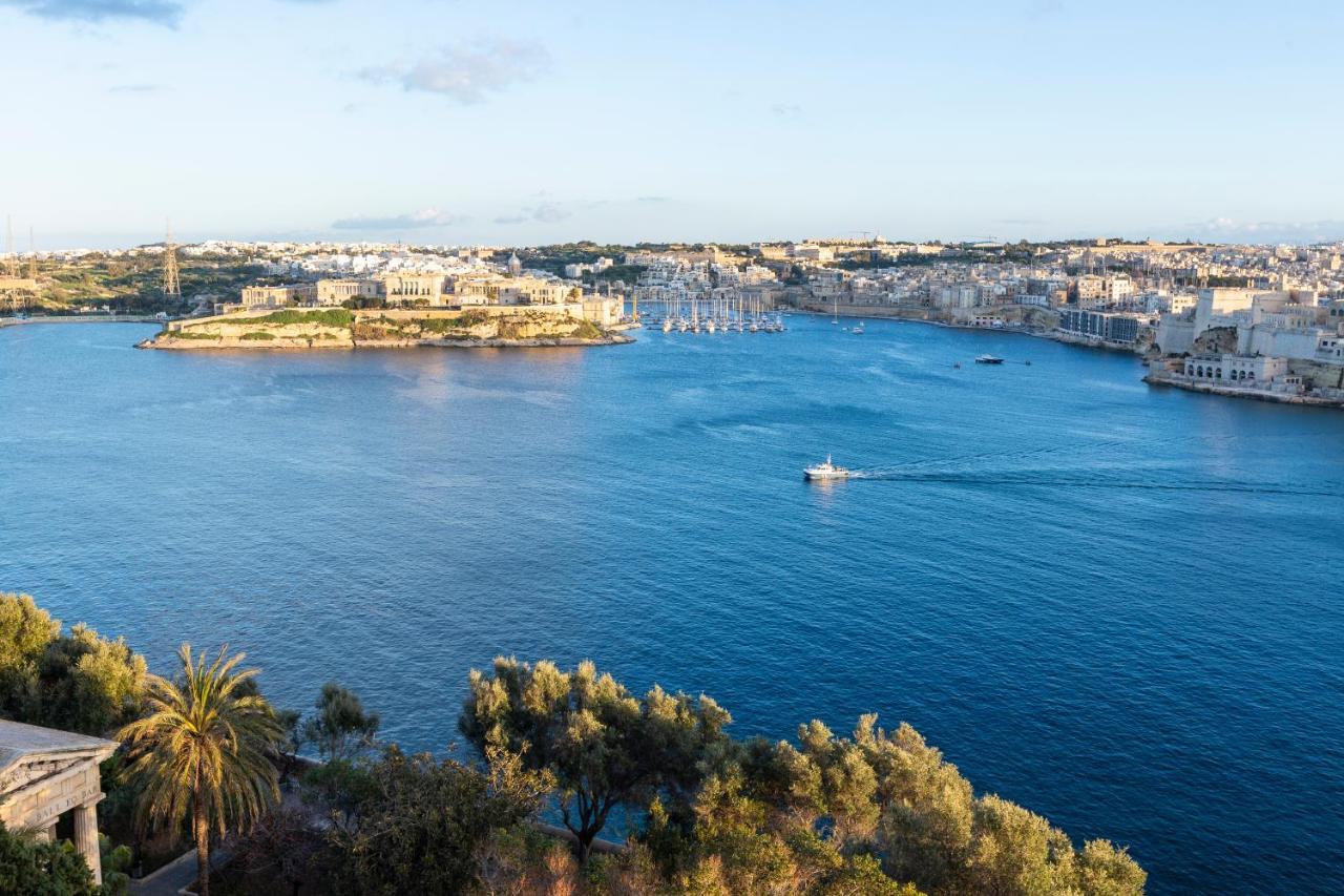 Valletta Large 3 Bedroom Luaran gambar