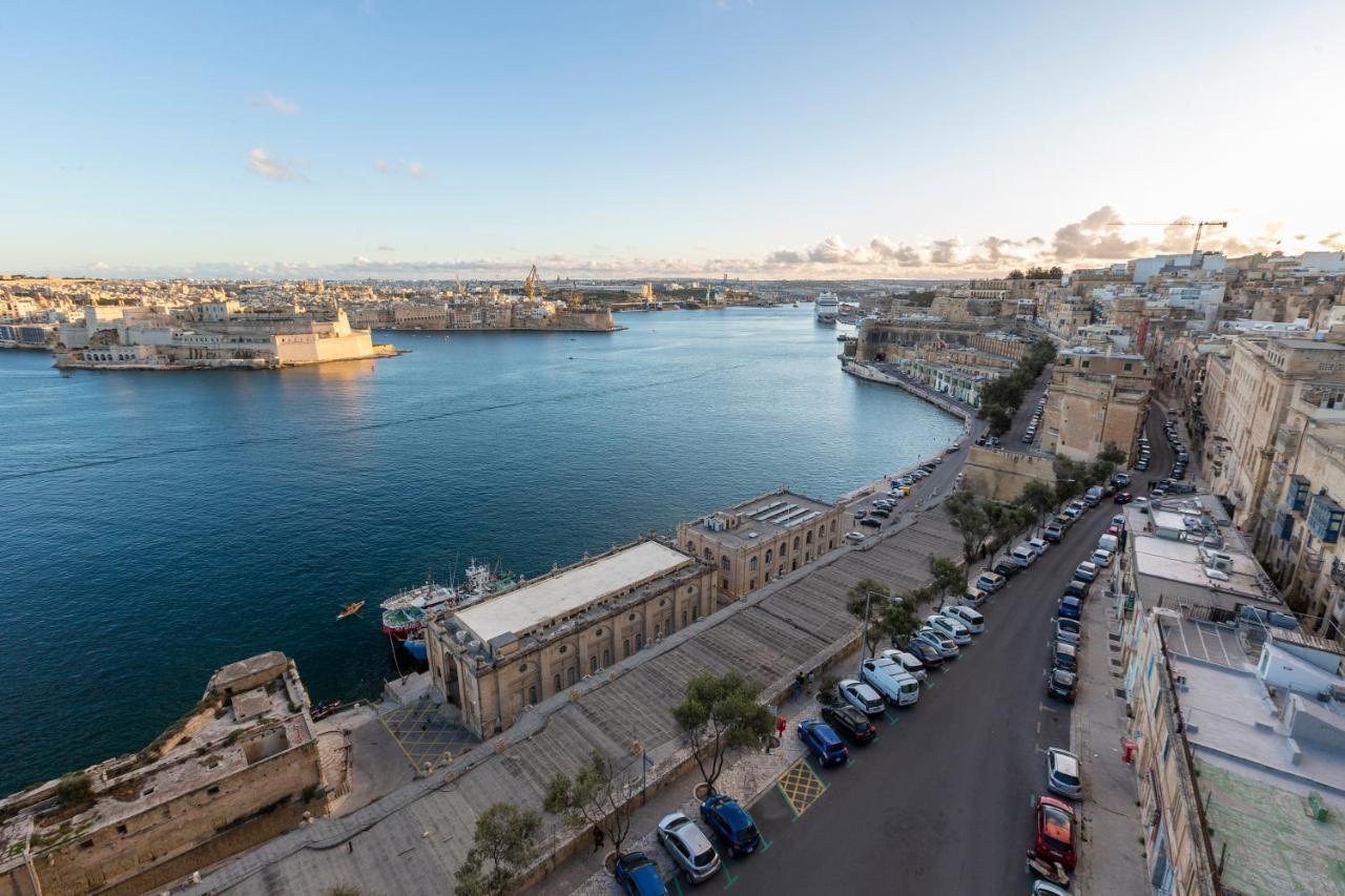 Valletta Large 3 Bedroom Luaran gambar