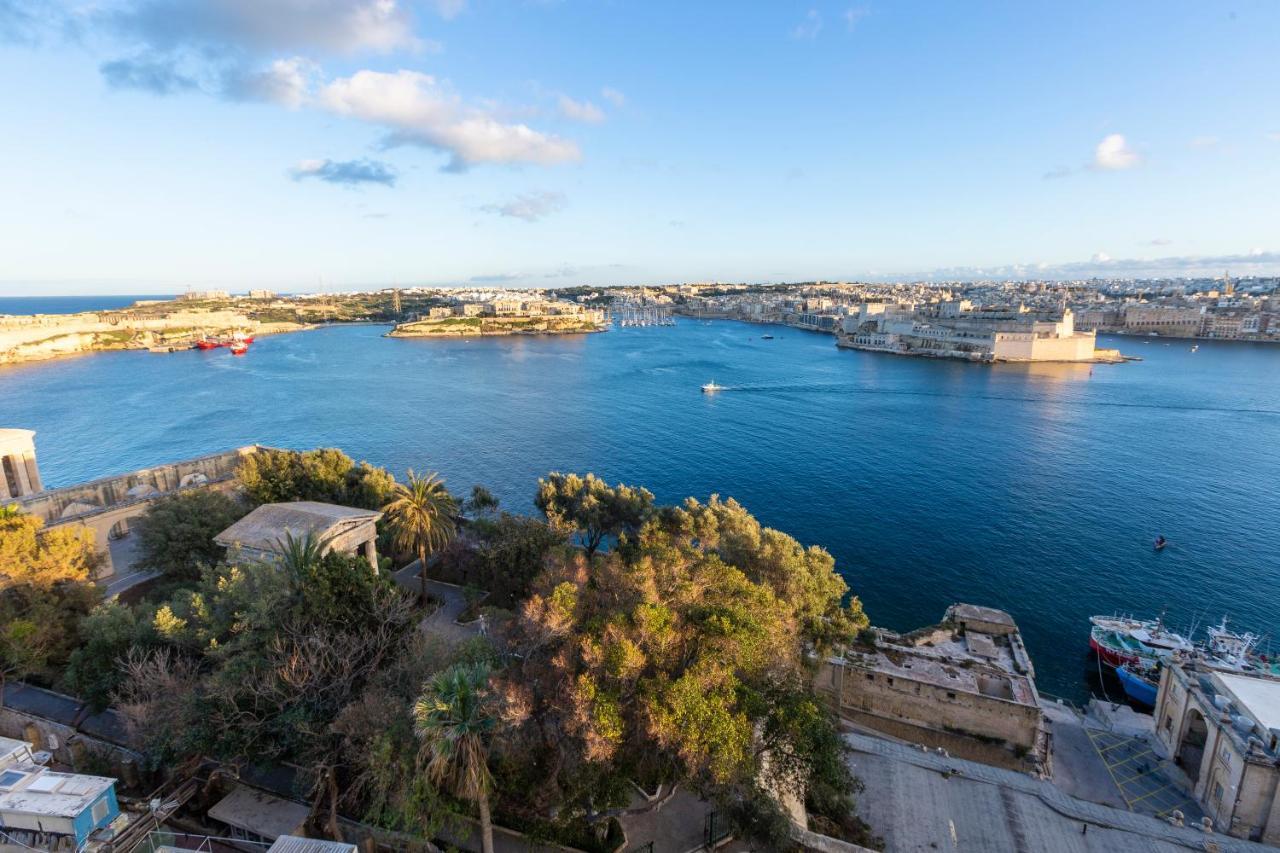 Valletta Large 3 Bedroom Luaran gambar